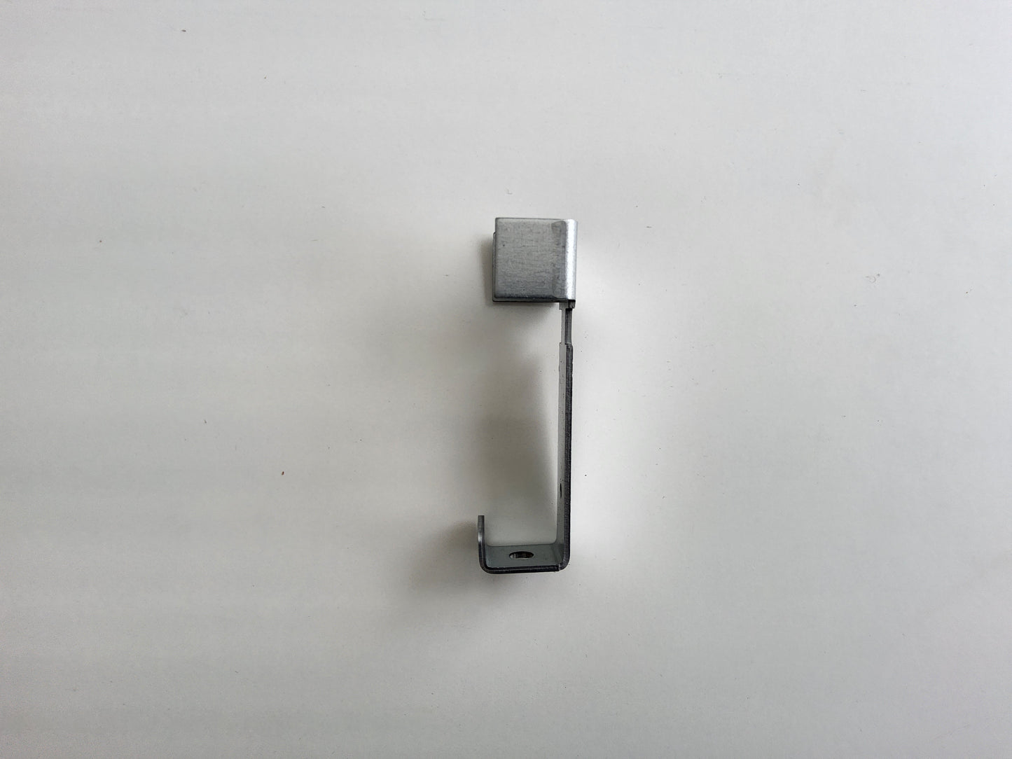 SAS International C-Profile to Channel Bracket (Pack of 50)