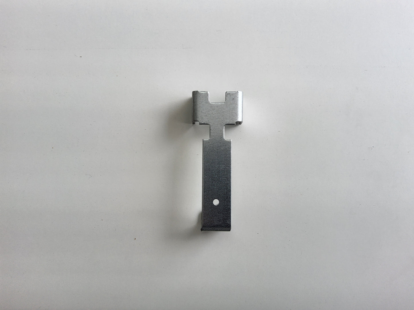 SAS International C-Profile to Channel Bracket (Pack of 50)